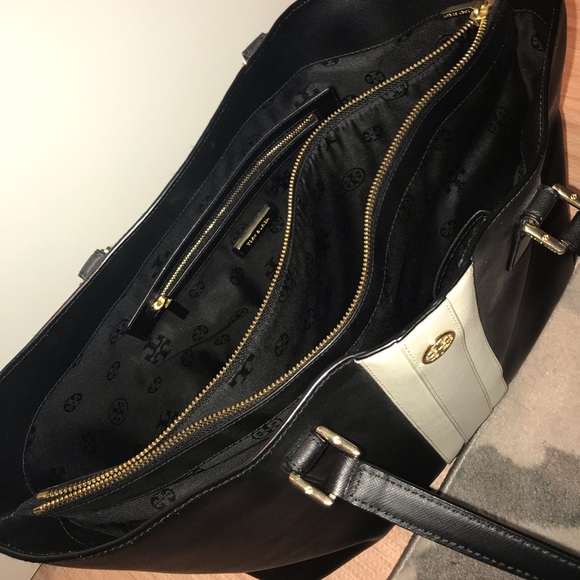 Authentic Tory Burch Purse - Picture 2 of 3